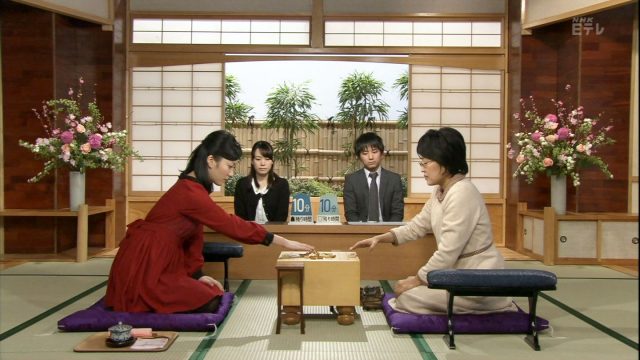 女流棋士香川愛生のスカートまくり上げ戦法とは?昔の写真が衝撃的だった!?