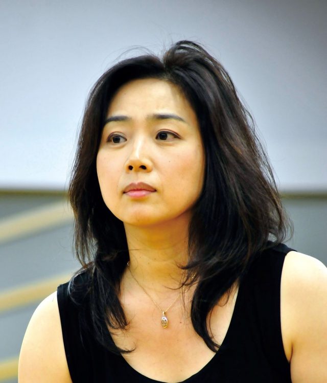 藤吉久美子のムチムチ画像はじめました。