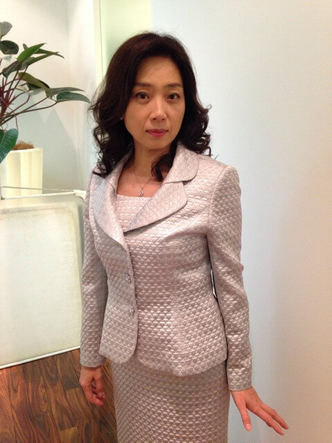 藤吉久美子のムチムチ画像はじめました。