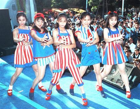 安室奈美恵の紅白動画！！「Hero」を熱唱！！