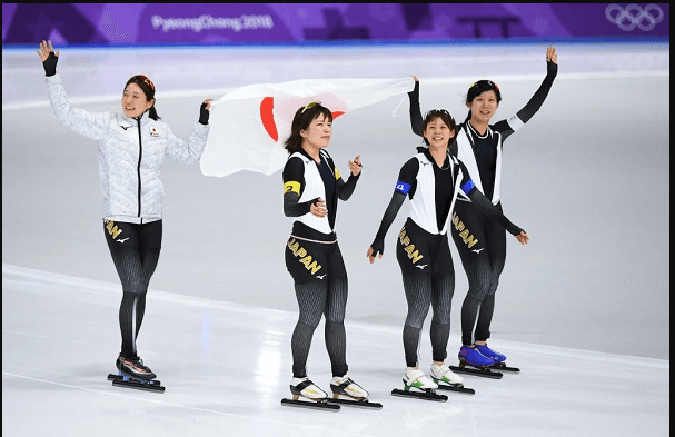 女子パシュートが金メダルを獲得！動画とネットの声