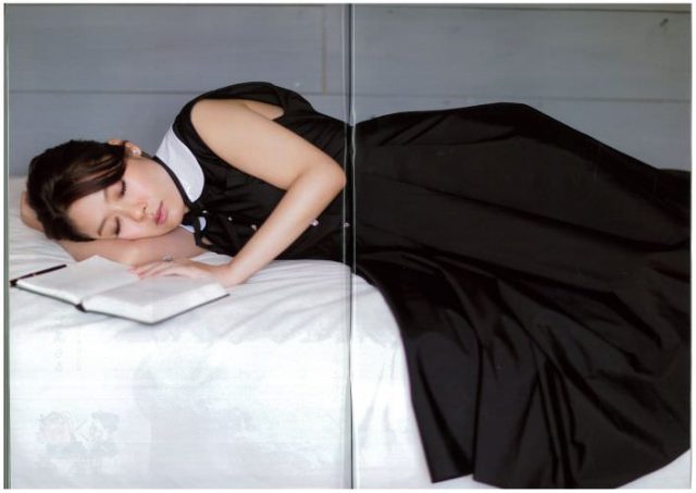 小保方晴子が文春でグラビアを披露　ネットの反応は？？？