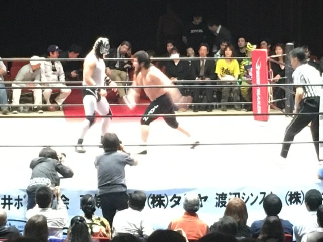 【動画】マサ斎藤の病気はパーキンソン病!2016、2017年にはリングに上がる姿も・・