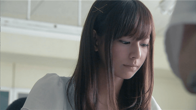 西内まりや 契約満了報告！？でも芸能界復帰って。。