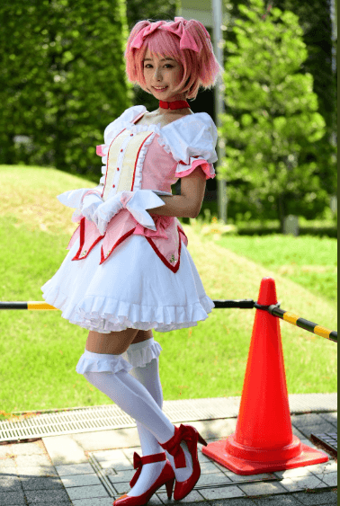 宇垣美里 コスプレ画像がタマランチ会長【動画あり】