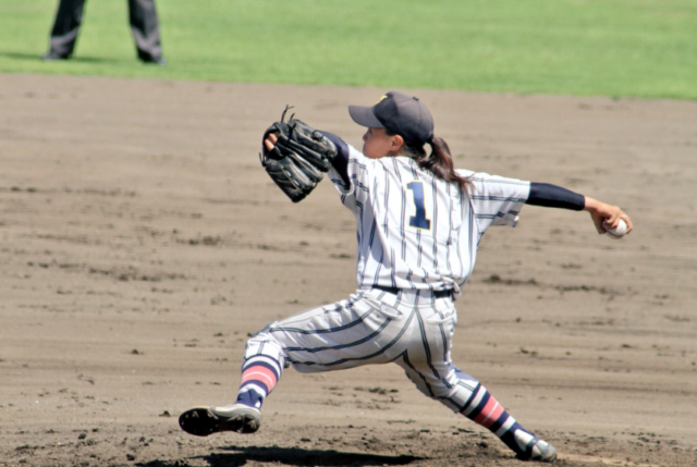 中学硬式野球 大会史上初!島野愛友利(女子)選手が胴上げ ネットの声は