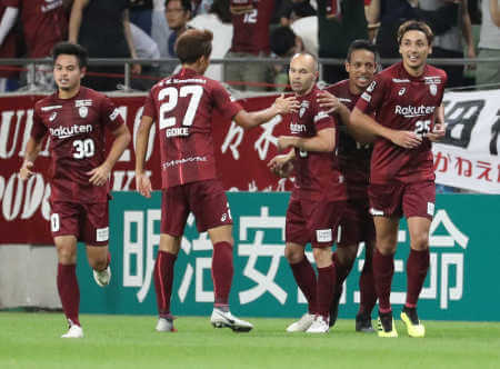 イニエスタ ポドルスキからのスルーパスを受けゴール【動画あり】ネットの声は