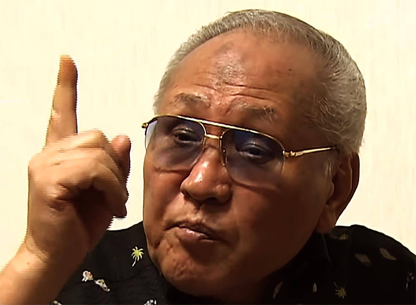山根明会長 韓国人 釜山からの不法入国していた過去