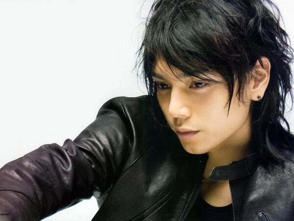 水嶋ヒロ 9年ぶりに稲垣吾郎主演ドラマ『東京BTH』に出演にネットの声は