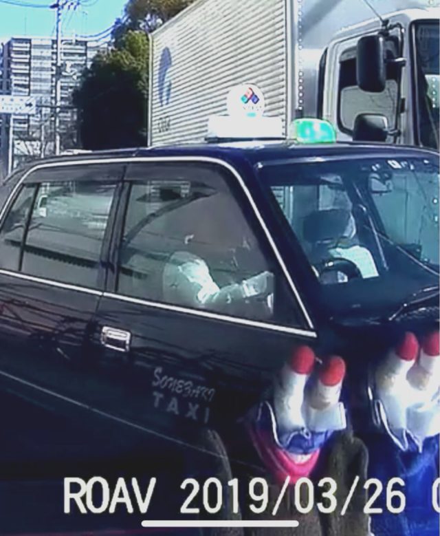曽根崎交通株式会社のタクシ逆走動画あり