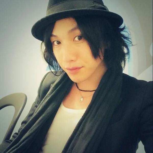 細貝圭は結婚しているの?峯岸みなみではない本命彼女は誰?