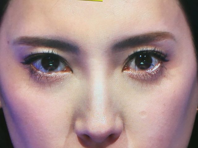 【動画】菜々緒がまばたき我慢でポロリ！？なにこれすごい！！