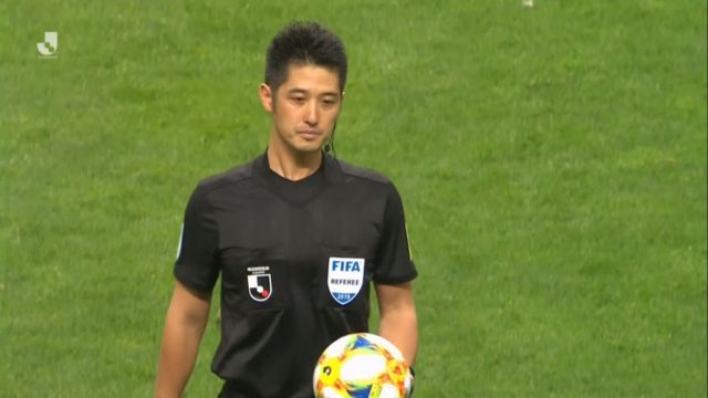 動画 山本雄大審判が誤審 プロフィールとネットの声は