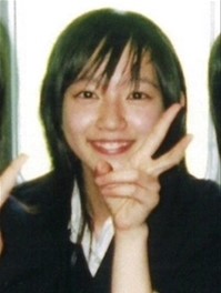 吉岡里帆のすっぴん画像とCM動画と水着画像をまとめてみました。