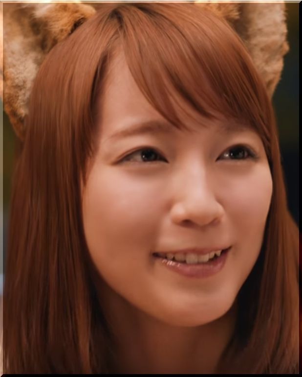 吉岡里帆のすっぴん画像とCM動画と水着画像をまとめてみました。