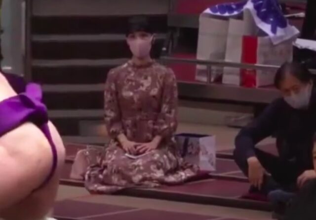 溜席の妖精（タニマチのお嬢さん）ワンピース