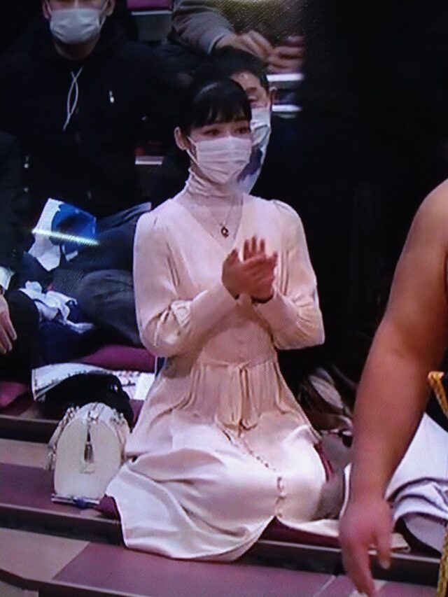 溜席の妖精（タニマチのお嬢さん）ワンピース