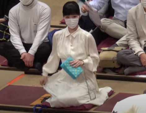 溜席の妖精（タニマチのお嬢さん）ワンピース